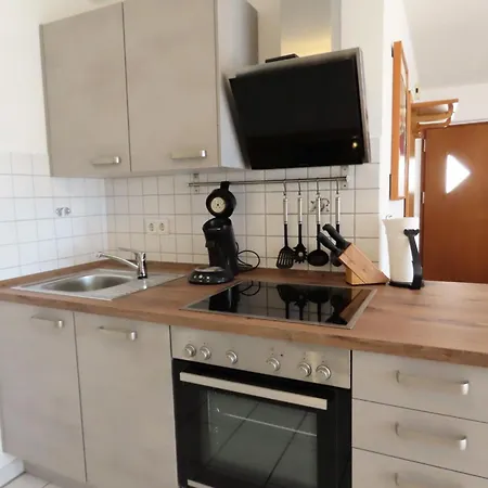 Alter Ortsweg Apartment *